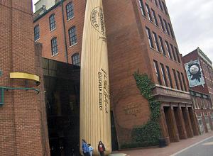 Louisville Slugger Museum